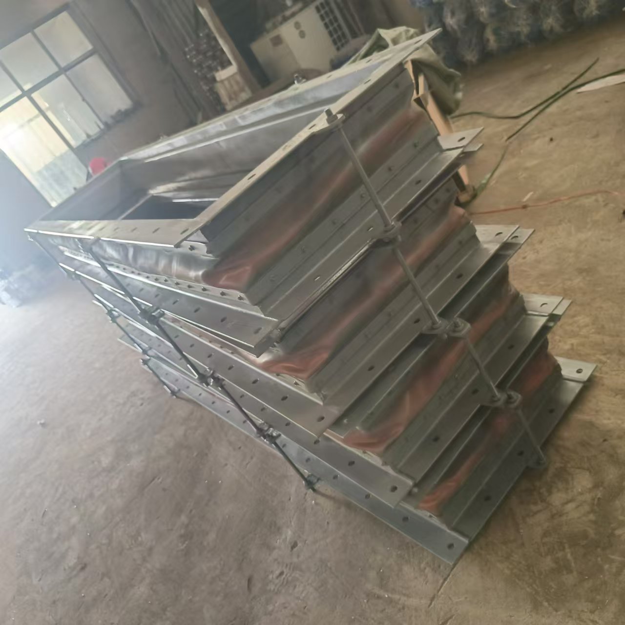 蒙皮性价比高